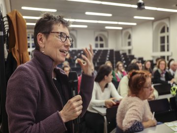 Ringvorlesung "Migration – Demokratie – Bildung", links: Prof. Dr. Mechtild Gomolla. Foto: Andrea Fabry/Pdagogische Hochschule Karlsruhe