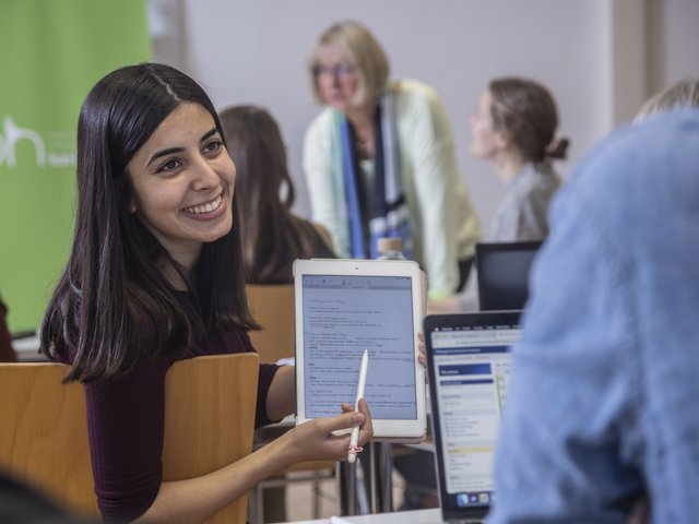 Tag der digitalen Lehre: Am 12. Januar 2024 an der PHKA innovative Methoden kennenlernen und sich vernetzen. Foto: Fabry/PHKA