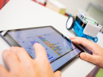 Digitalisierung spielerisch erleben: Bei der Bunten Nacht der Digitalisierung am 1. Juli an der PHKA. Foto: Manherz/PHKA